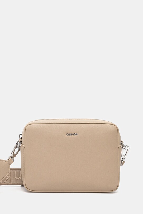 Kabelka Calvin Klein imitácia kože béžová K60K613145