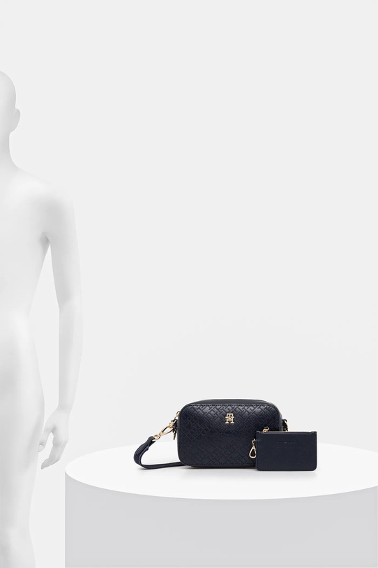 Сумочка Tommy Hilfiger AW0AW17221