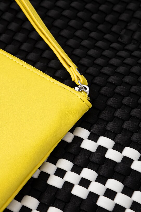 Dkny torebka czarny R51ADJ46