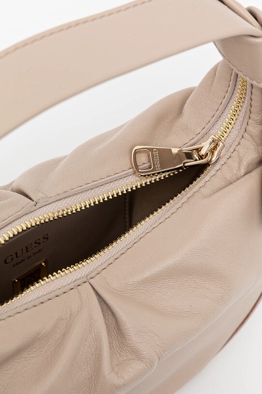 Δερμάτινη τσάντα Guess JOLIE HWJOAA.P5202 μπεζ