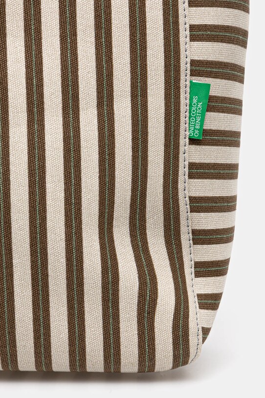 Kabelka United Colors of Benetton zelená 66GRDY07W