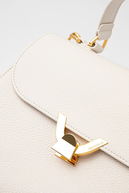 Kožená kabelka Coccinelle COCCINELLEDEW bílá QTF.18.02.01