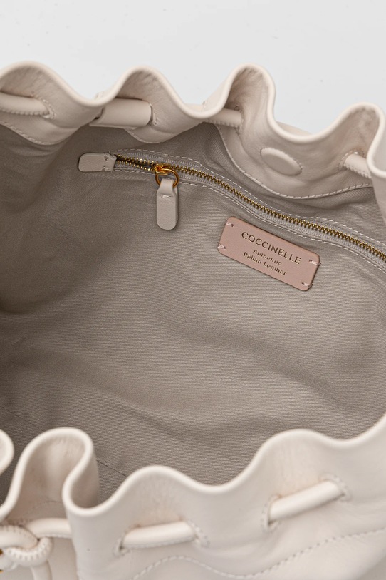 Шкіряна сумочка Coccinelle COCCINELLEISABELA SCA.13.01.01 бежевий