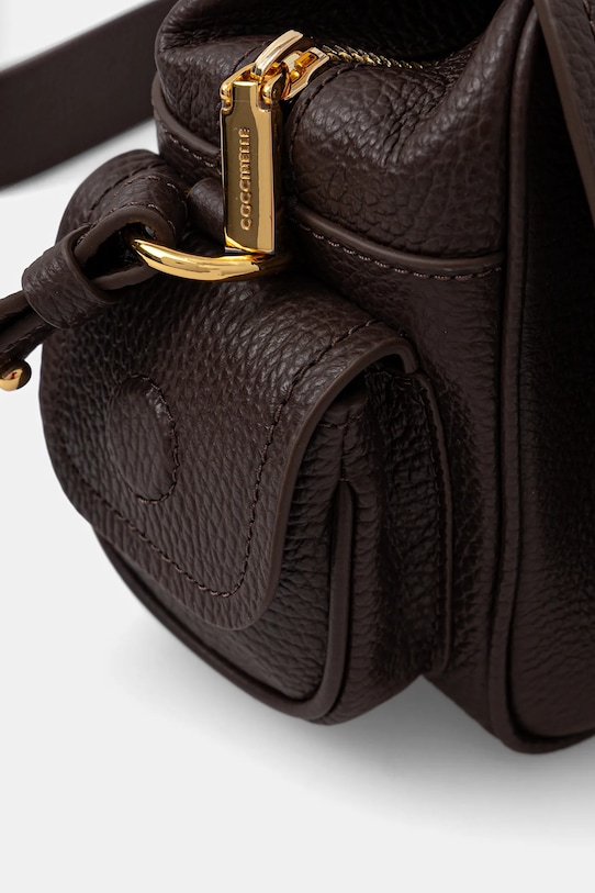 Coccinelle poșetă de piele COCCINELLECAMPUS maro RFF.15.02.01