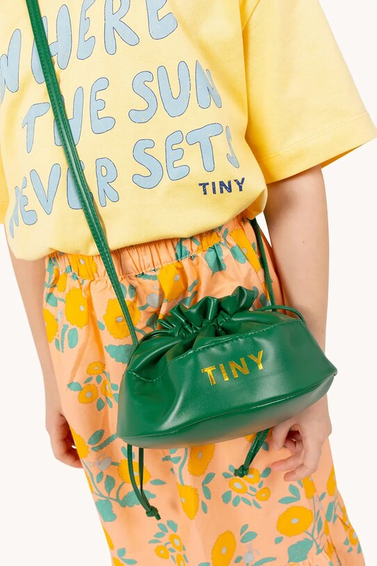 Tinycottons poseta fete SOLID BUCKET BAG uni verde SS25.388