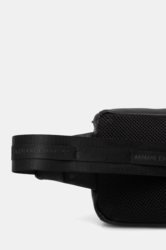 Kiegészítők Armani Exchange övtáska XM000254.AF11925 fekete