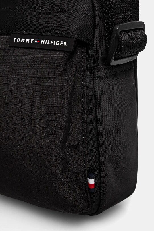 Чанта през рамо Tommy Hilfiger черен AM0AM13297