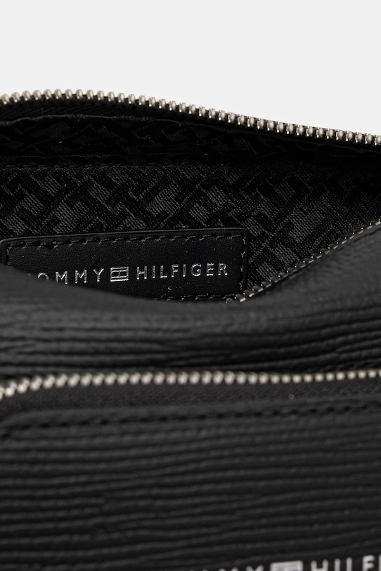 Kožna torbica Tommy Hilfiger AM0AM13308 crna