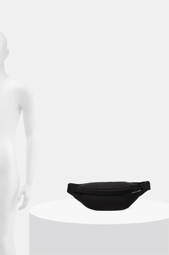 Ledvinka Tommy Hilfiger AM0AM13299 černá