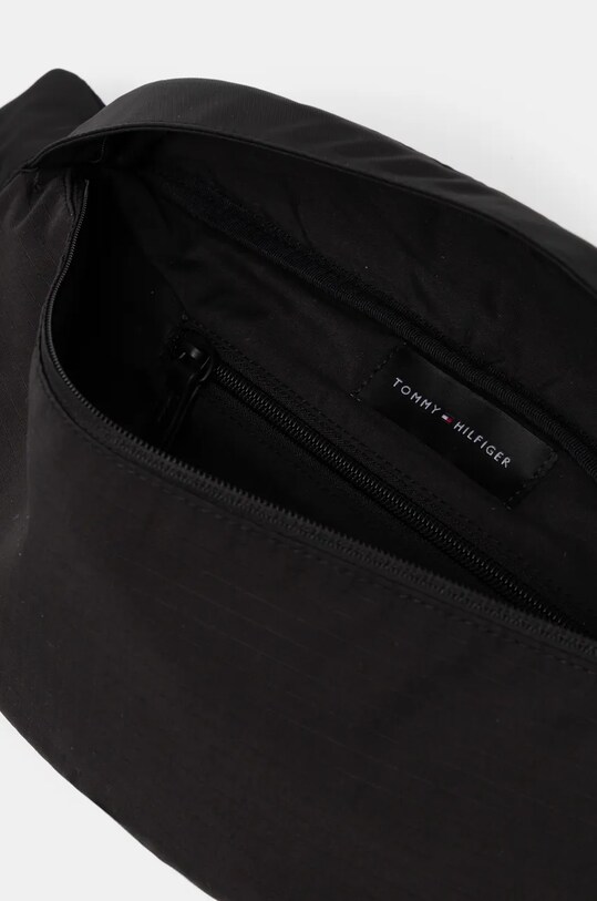 Ledvinka Tommy Hilfiger černá AM0AM13299