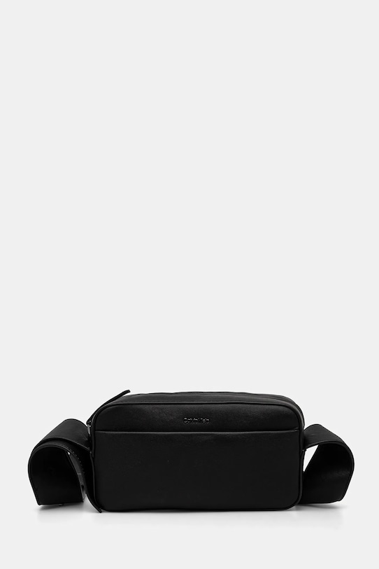 Ledvinka Calvin Klein nevejde se A4 černá K50K512758