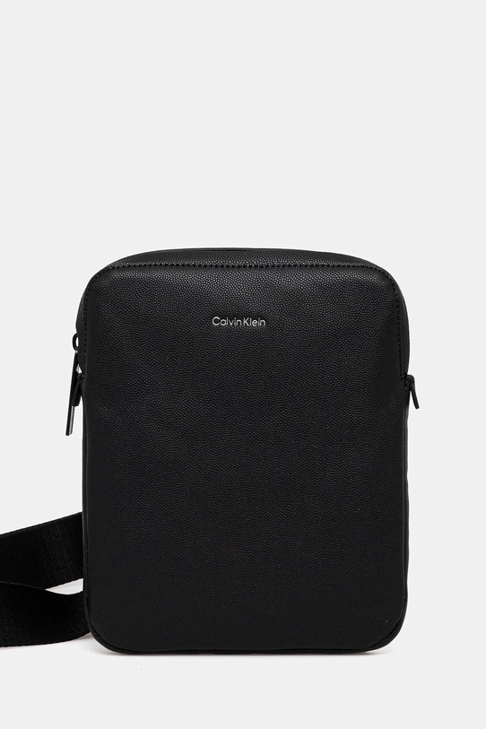 Ledvinka Calvin Klein nevejde se A4 černá K50K512767