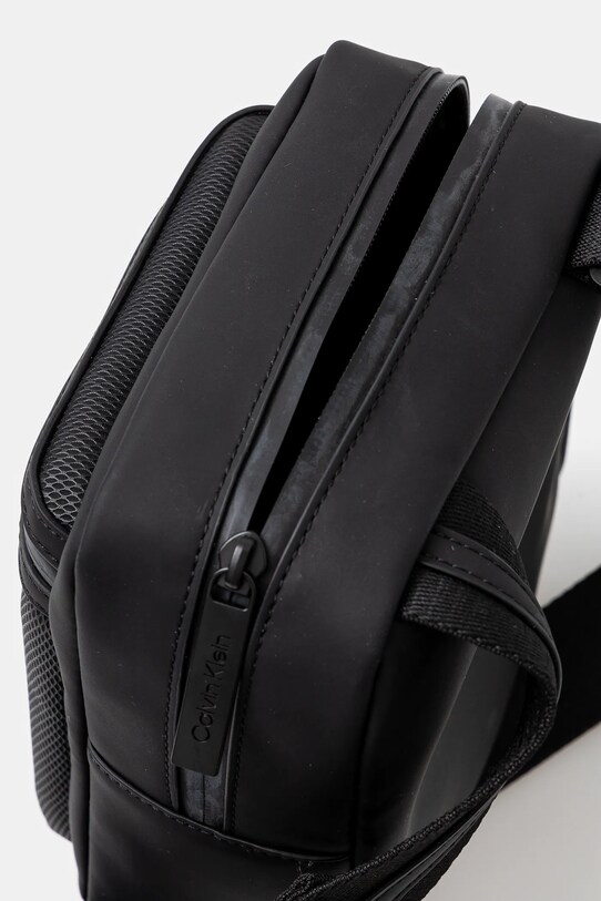 Calvin Klein borsetă K50K512808 negru
