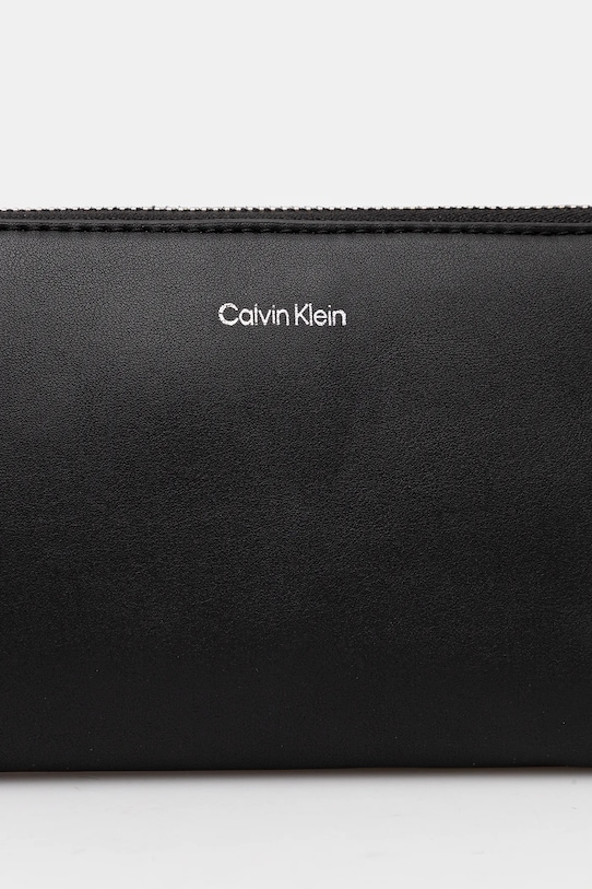 Сумка на пояс Calvin Klein чорний K50K512785