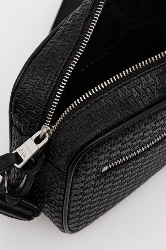 Armani Exchange táska XM000158.AF11928.NOS fekete