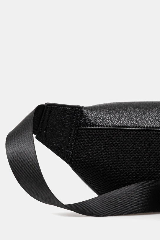 Doplňky Ledvinka Armani Exchange XM000848.AF12134 černá