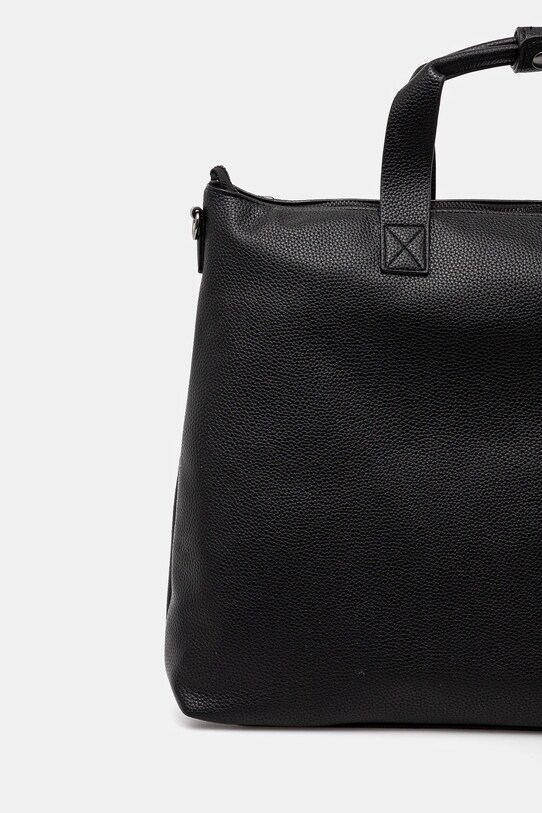 Τσάντα United Colors of Benetton μαύρο 618UUY03F