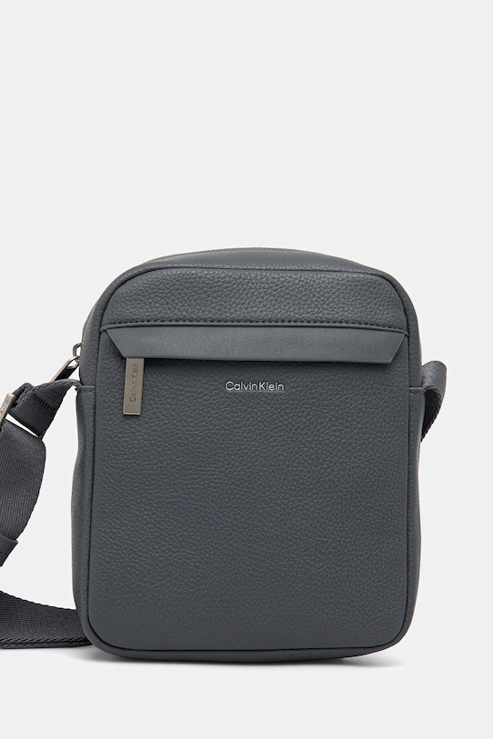 Calvin Klein saszetka nie mieści A4 szary K50K512882