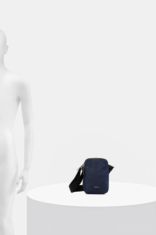 Чанта през рамо Calvin Klein K50K512888