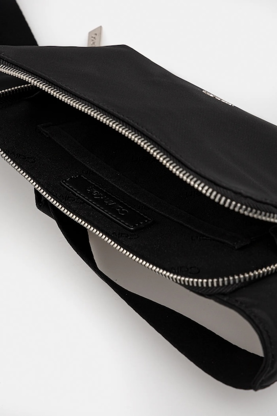 Torbica za okoli pasu Calvin Klein črna K50K512903