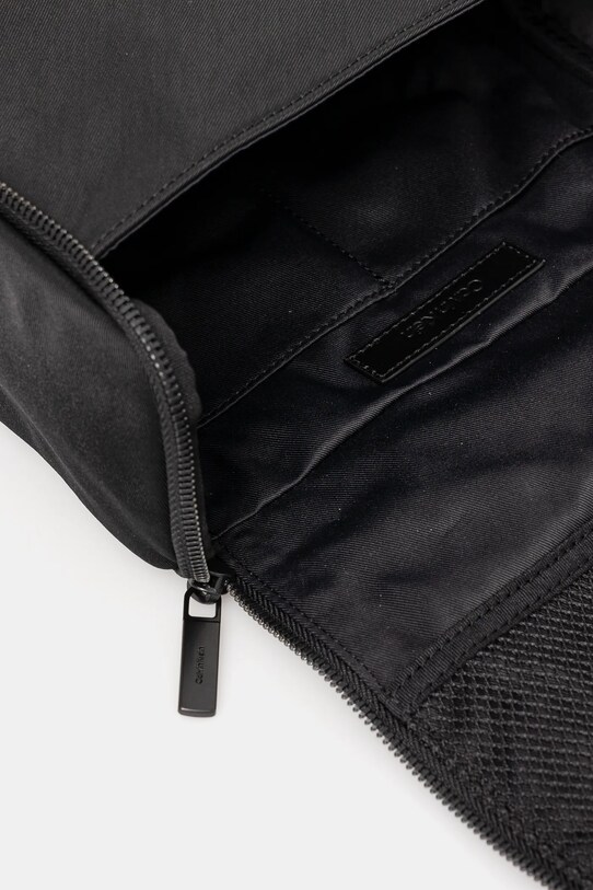 Косметичка Calvin Klein чорний K50K512943