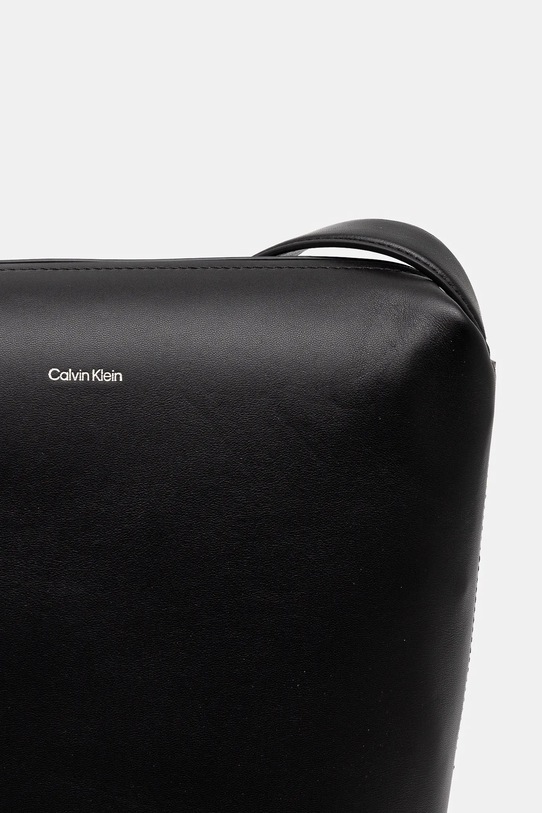 Calvin Klein saszetka skórzana czarny K50K512968