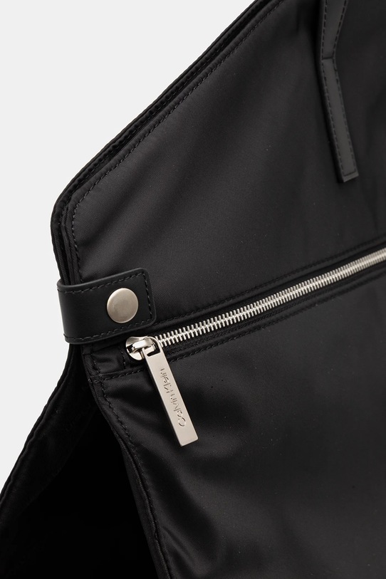 Calvin Klein husă pentru costum negru K50K513045