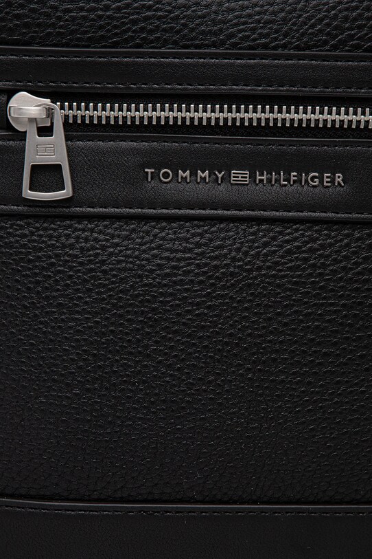 Чанта през рамо Tommy Hilfiger черен AM0AM13204