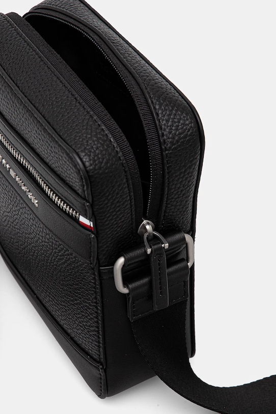 Чанта през рамо Tommy Hilfiger AM0AM13204 черен