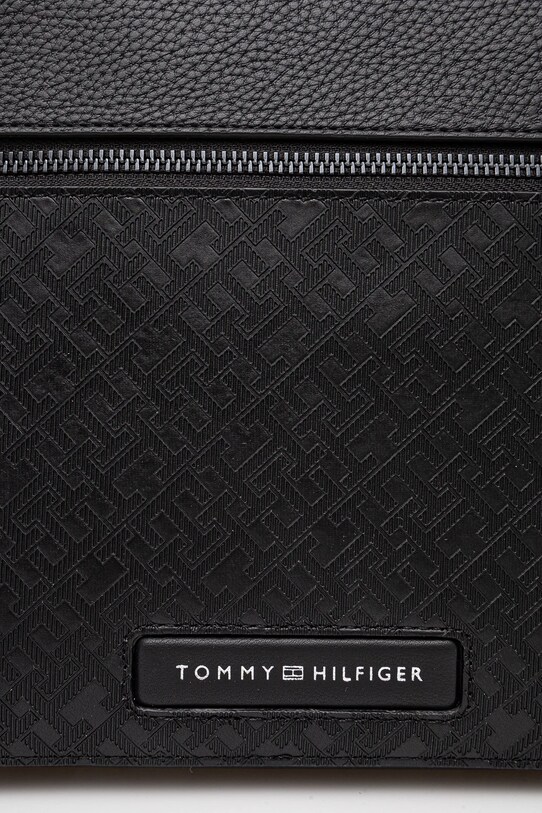 Сумка Tommy Hilfiger чорний AM0AM13211