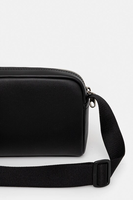 Kiegészítők Calvin Klein Jeans táska LV04G3015G fekete