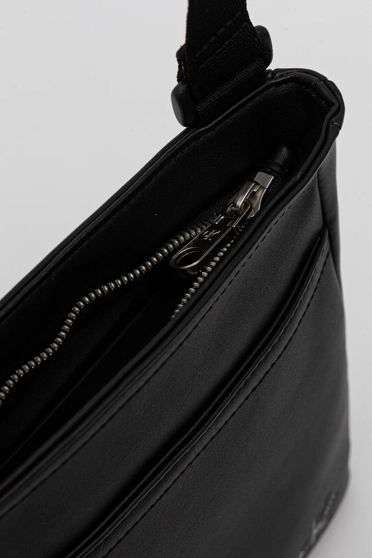 Calvin Klein Jeans táska LV04G3107G fekete