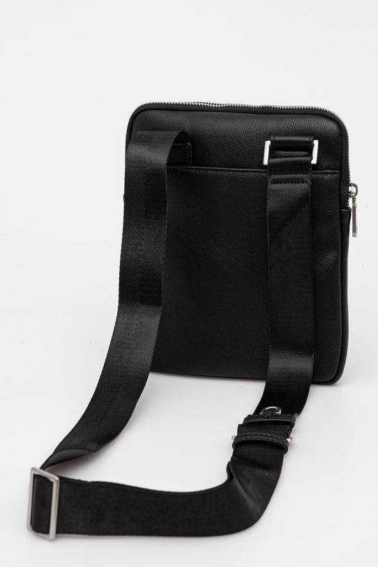 Kiegészítők Guess táska MILANO HMMITU.P5223 fekete