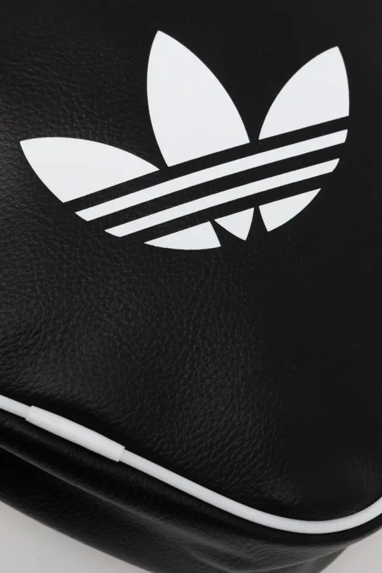 Malá taška adidas Originals čierna JD5550