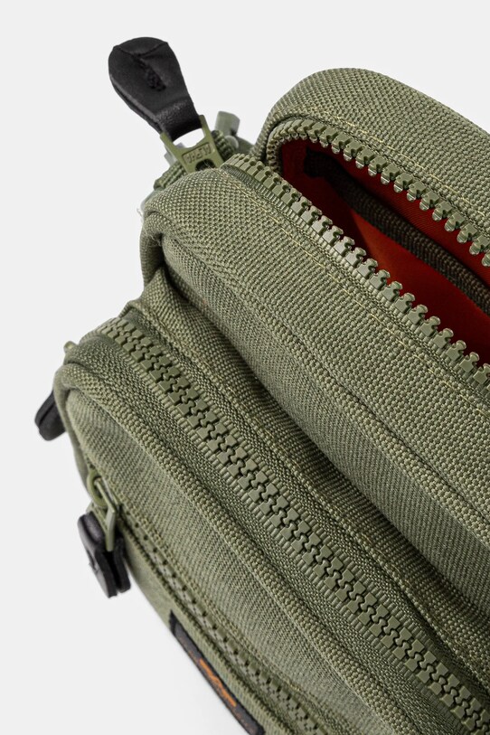 Ledvinka Alpha Industries Label Messenger Bag S 156941 zelená