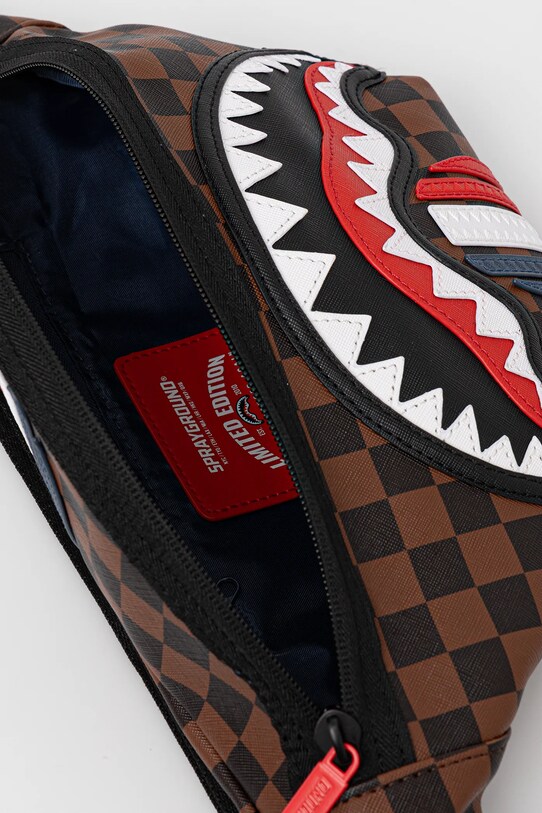 Ledvinka Sprayground 910B7488NSZ hnědá