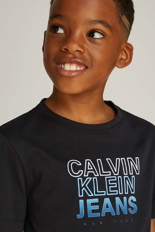 Calvin Klein Jeans t-shirt bawełniany dziecięcy 0 IB0IB02362.PPYA czarny