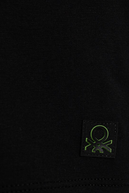 Dečki Otroška bombažna kratka majica United Colors of Benetton 35RYC10NC.G.Seasonal črna