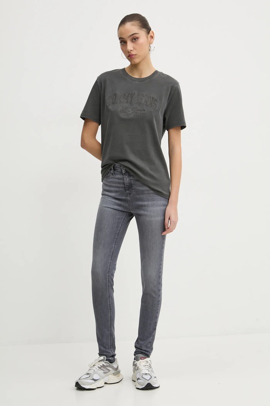 Tommy Jeans tricou DW0DW19444 gri SS25