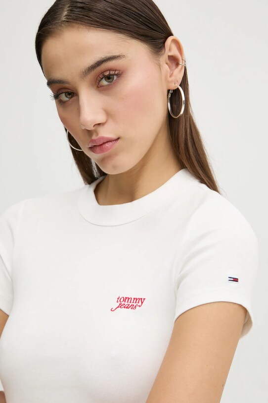 Футболка Tommy Jeans білий DW0DW19458