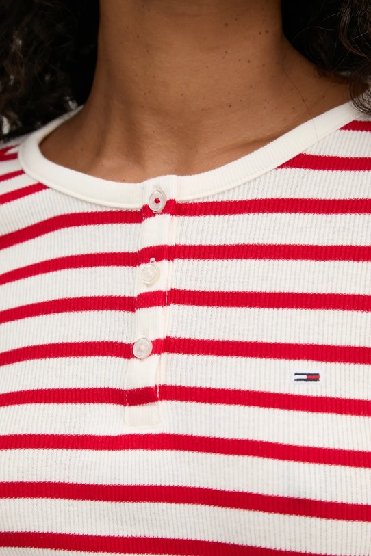 Бавовняний лонгслів Tommy Jeans DW0DW19501 червоний