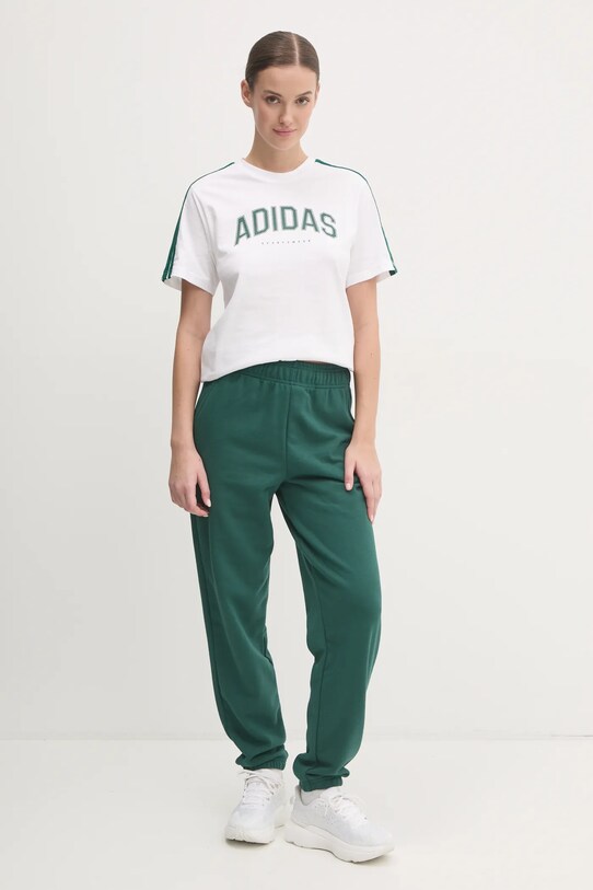 Памучна тениска adidas W L SOFTS Collegiate JN9128 бял SS25