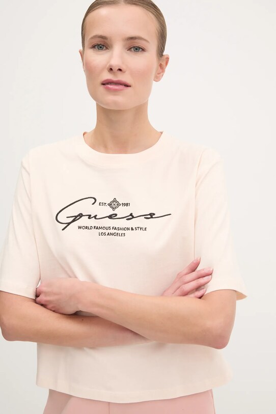 Памучна тениска Guess бежов V5RI12.I3Z14