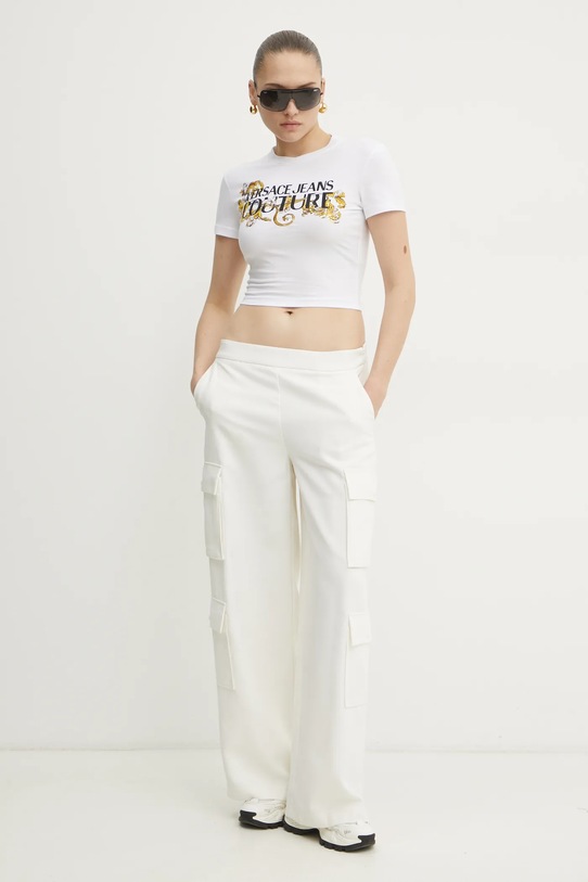 Versace Jeans Couture tricou 78HAHC05.CJ02C alb SS25