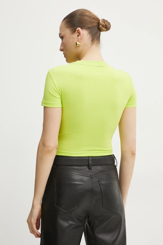 Одежда Футболка Versace Jeans Couture 78HAHC05.CJ02C зелёный