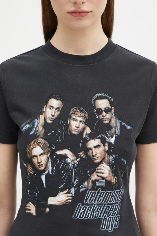 Majica kratkih rukava VETEMENTS Backstreetboys Fitted Hourglass crna WA66TR600B