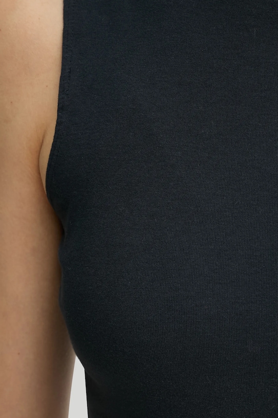 Levi's top EFFORTLESS TANK 001J9 czarny