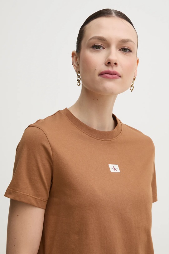 Odzież Calvin Klein Jeans t-shirt bawełniany J20J225243 brązowy