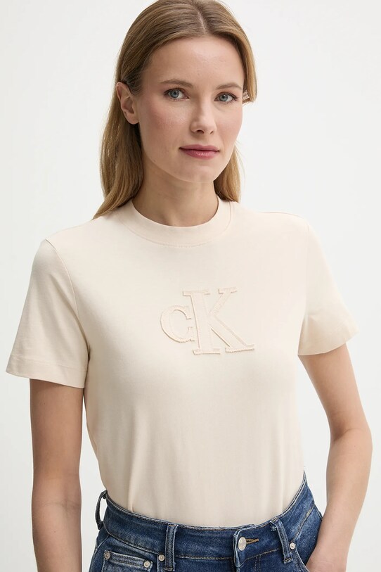 Odzież Calvin Klein Jeans t-shirt bawełniany J20J225256 beżowy