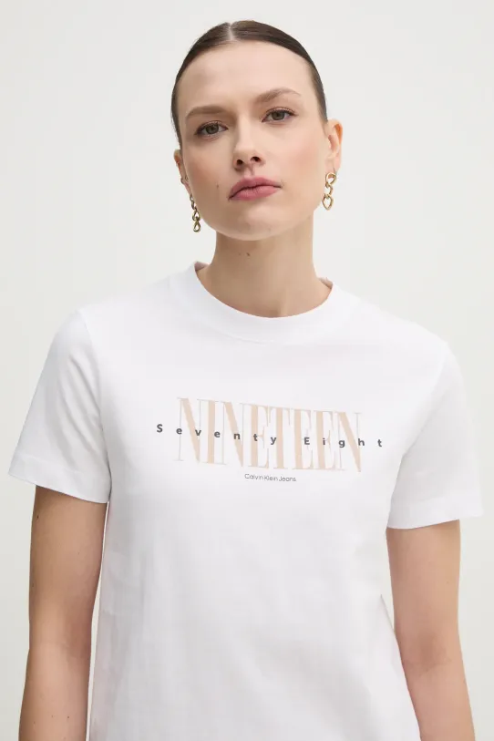 Bavlněné tričko Calvin Klein Jeans bílá J20J225259